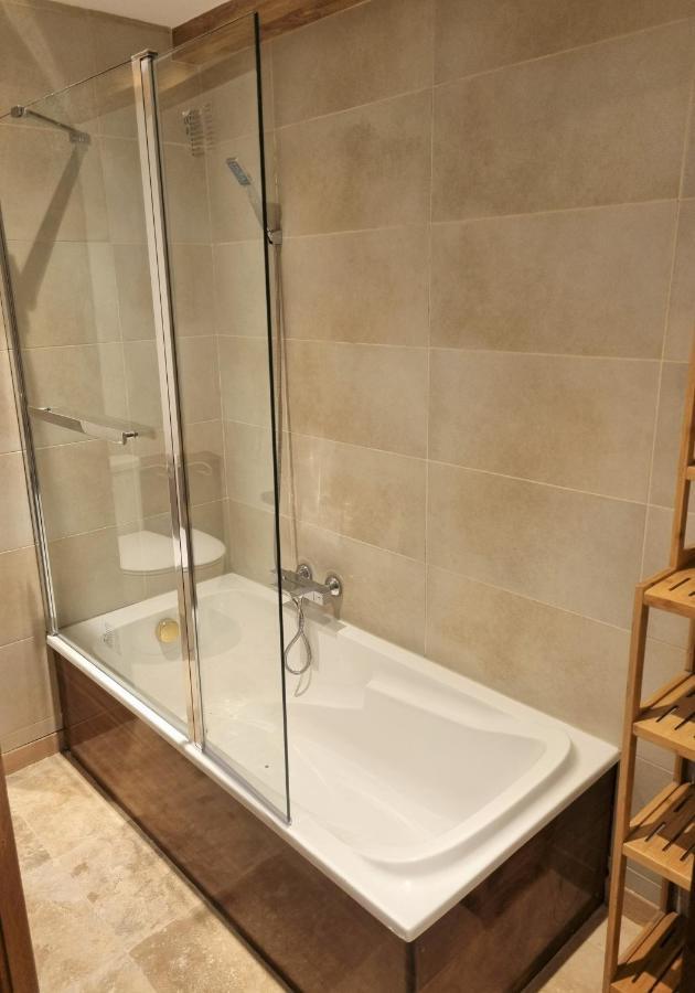 Le Chalet Charbonnières-les-Bains المظهر الخارجي الصورة