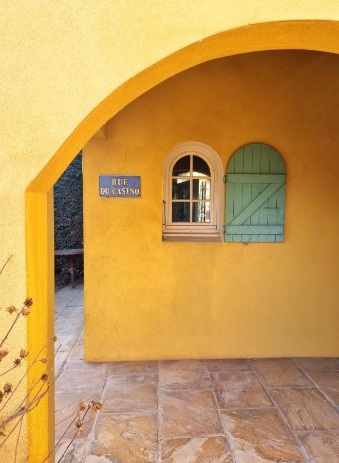 Le Chalet Charbonnières-les-Bains المظهر الخارجي الصورة