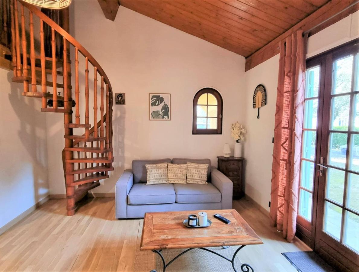 Le Chalet Charbonnières-les-Bains المظهر الخارجي الصورة